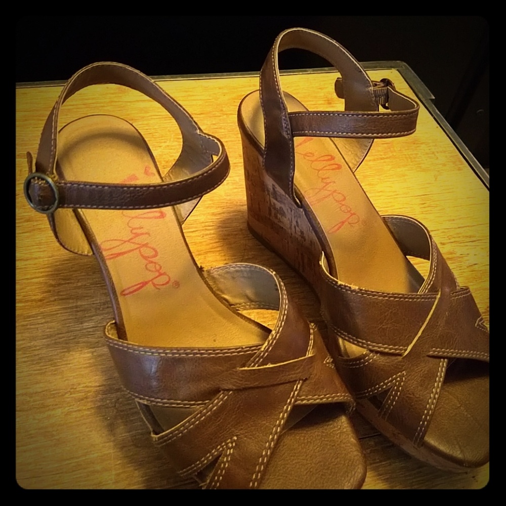 Sandals, wedge heel